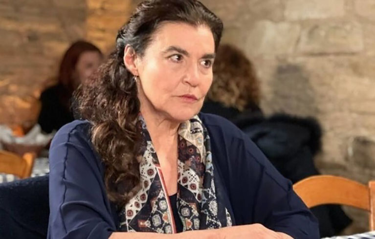 Γη της Ελιάς: Η Μαργαρίτα άναυδη με την εγκυμοσύνη της Θοδώρας