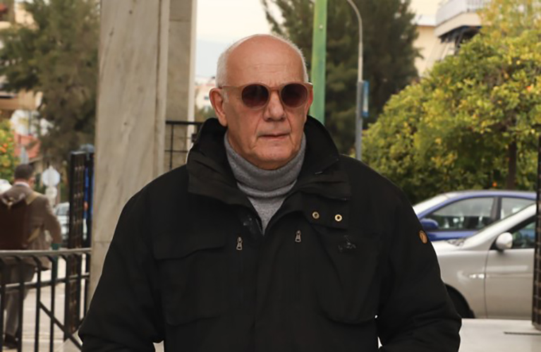 Κιμούλης: Παραπέμπεται σε δίκη για ηθική αυτουργία σε ψευδή κατάθεση