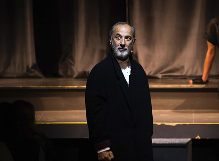 Στέλιος Μάινας: «Ο πατέρας μου έφυγε από τη ζωή όταν ήμουν τεσσάρων»