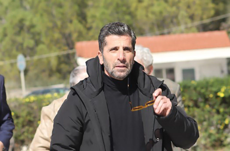 Θανάσης Βισκαδουράκης: Περίμενα Κυριακή να πάω εκκλησία να φάω κόλλυβα