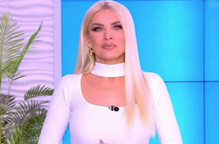 Κατερίνα Καινούργιου κατά «Χαμογέλα και Πάλι»: «Ηρεμήστε λίγο»