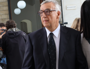 Πέθανε ο Δημήτρης Σούρας – «Θα σας ακολουθώ από ψηλά»