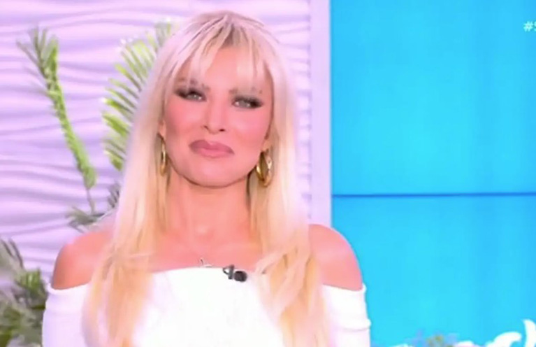 Καινούργιου στους συνεργάτες της: «Ρωτήστε τη Barkingwell για να ξέρω»