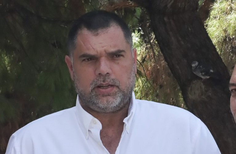 Δημήτρης Παπανικολάου: «Η κόρη μου για πολλά χρόνια ένιωθε αποκομμένη»