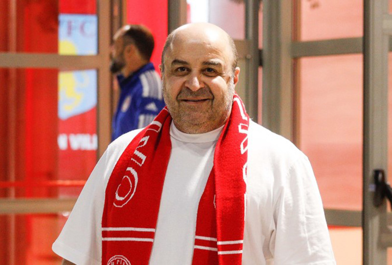 Σεφερλής: Οι σπάνιες φωτογραφίες και το μήνυμα για τα γενέθλιά του