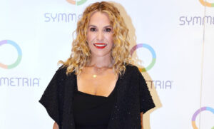 Τζένη Μπότση: «Δεν είναι ηλικιακός ρατσισμός να μην παίξω χωρίς ρούχα»