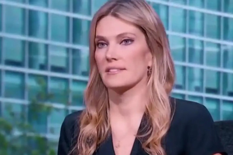 Εύα Καϊλή: «Με κρατούσαν στην απομόνωση, με τσουχτερό κρύο»