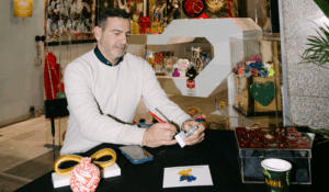 Το The Art Dose γιόρτασε τα Χριστούγεννα με ένα μοναδικό Art Bazaar