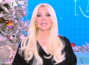 Κατερίνα Καινούργιου: «Δεν υπάρχει λόγος να κάνετε ζάπινγκ απέναντι»