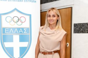 Βασιλική Μιλλούση: Τι απαντά για τις πέτρες που πέταξαν στο σπίτι της