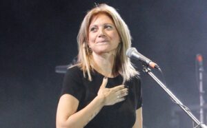 Μαρία Καρυστιανού: «Εντεταλμένο πειθήνιο όργανο η πρόεδρος»