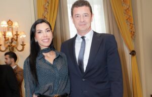 Ιωάννα Σρόιτερ για Αντώνη Σρόιτερ: «Μου κάνει συχνά δώρα»