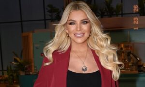 Καινούργιου: «Δε θα ήθελα ποτέ να βάλω το παιδάκι μου στα social»