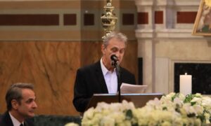 Γιώργος Νταλάρας: Ο επικήδειος λόγος για τη Μαρινέλλα – «Είναι βαρύ»