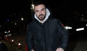 Τριαντάφυλλος: «Έλεγα αφού υπάρχει γυναίκα στο σπίτι, ας τα κάνει»