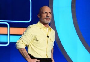 Νίκος Μουτσινάς: «Έχει φάει ένα σκάλωμα η τηλεόραση με το αρνητικό»