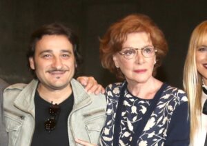 Χαραλαμπόπουλος: Ο συγκινητικός αποχαιρετισμός από σκηνής στη Κοντού