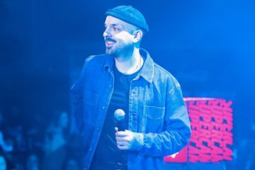 Apon: Τα συγκινητικά λόγια για τον Μαζωνάκη στη συναυλία του