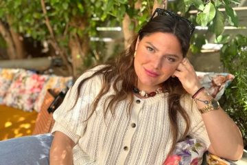 Δανάη Μπάρκα: Η αναφορά στον γάμο της με τον Φάνη Μπότση