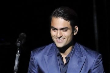 Matteo Bocelli: Συγκίνησε το κοινό με την ερμηνεία του στο Παλλάς