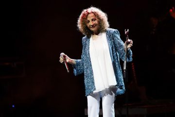 Γλυκερία: «Eνώ τραγουδούσα, ενημερώθηκα ότι πέθανε ο πατέρας μου»