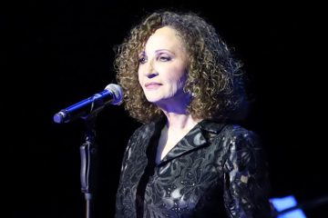 Γλυκερία: Στο βάθος υπάρχει ζήλια – Δεν με στήριξαν ούτε από τον χώρο