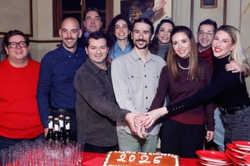 Θέατρο Λαμπέτη: Κοπή πίτας της παράστασης «Η ληστεία της συμφοράς»