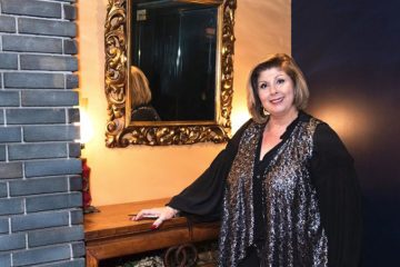 Λένα Μαντά: «Το να φοράς μαύρα είναι η οδύνη που νιώθεις μέσα σου»