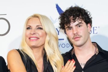 Ελένη Μενεγάκη – Γιάννης Λάτσιος: Ο γιος τους Άγγελος πήγε στο ναυτικό