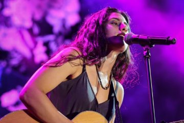 Μαρίνα Σπανού: Ζήτησα εκείνη τη στιγμή να αγκαλιάσουν τον διπλανό τους