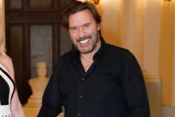 Στράτος Τζώρτζογλου: «Εγώ δεν μπήκα ποτέ στο μεγάλο κρεβάτι»