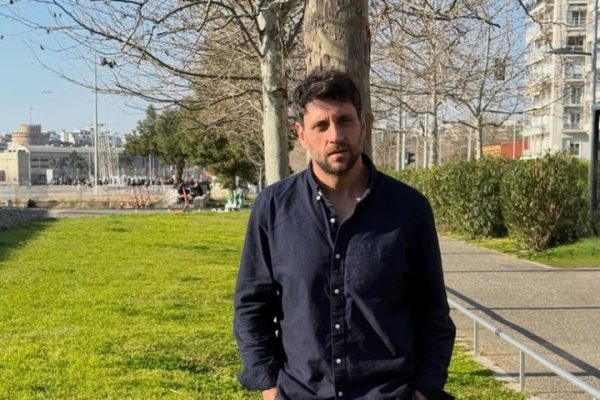Γιώργος Χρυσοστόμου: «Καμιά φορά δουλεύω τόσο πολύ για να ξεχάσω»